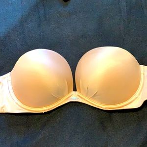 Strapless bra